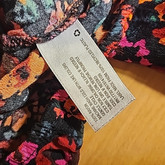 Womens Wild Fable Floral Print 100% Rayon Cropped Long Sleeve Blouse XS - Picture 3 of 4